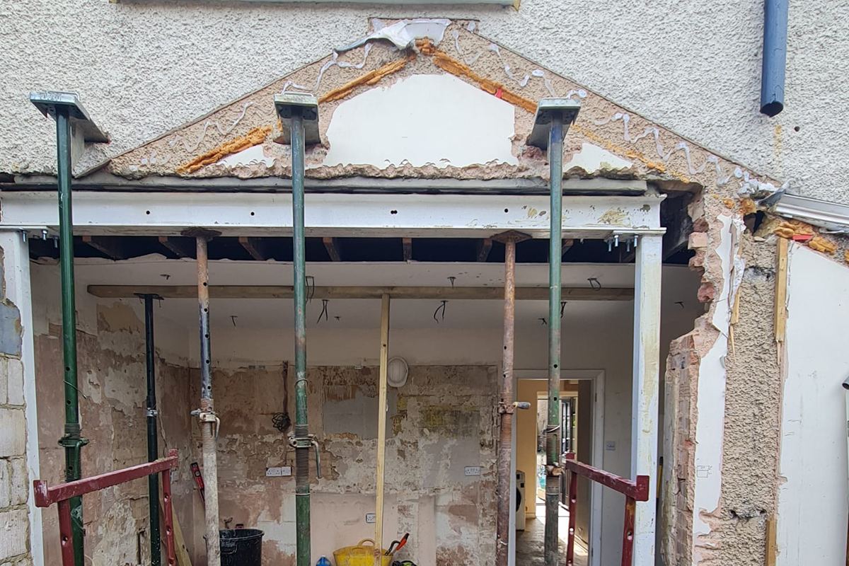 The Risk of Choosing Low-Quality Builders