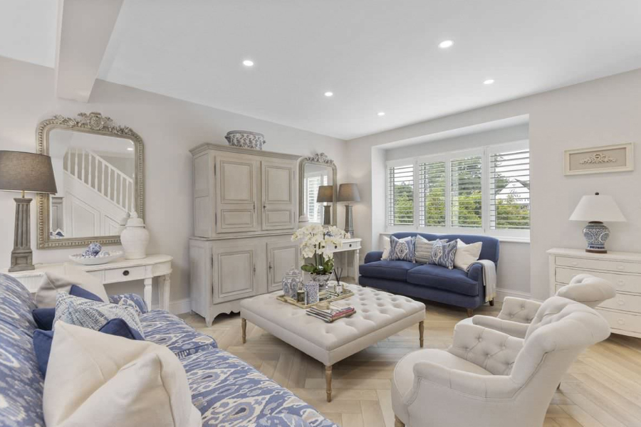 Check Credentials and Experience - House Refurbishment Company