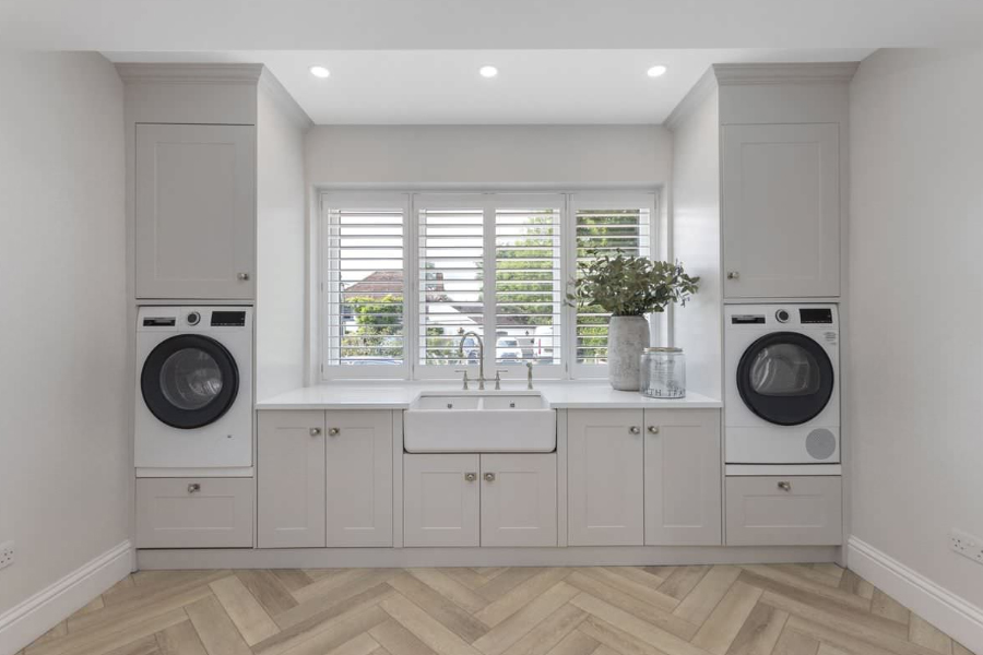 Consider Communication and Professionalism - Home Refurbishment Companies