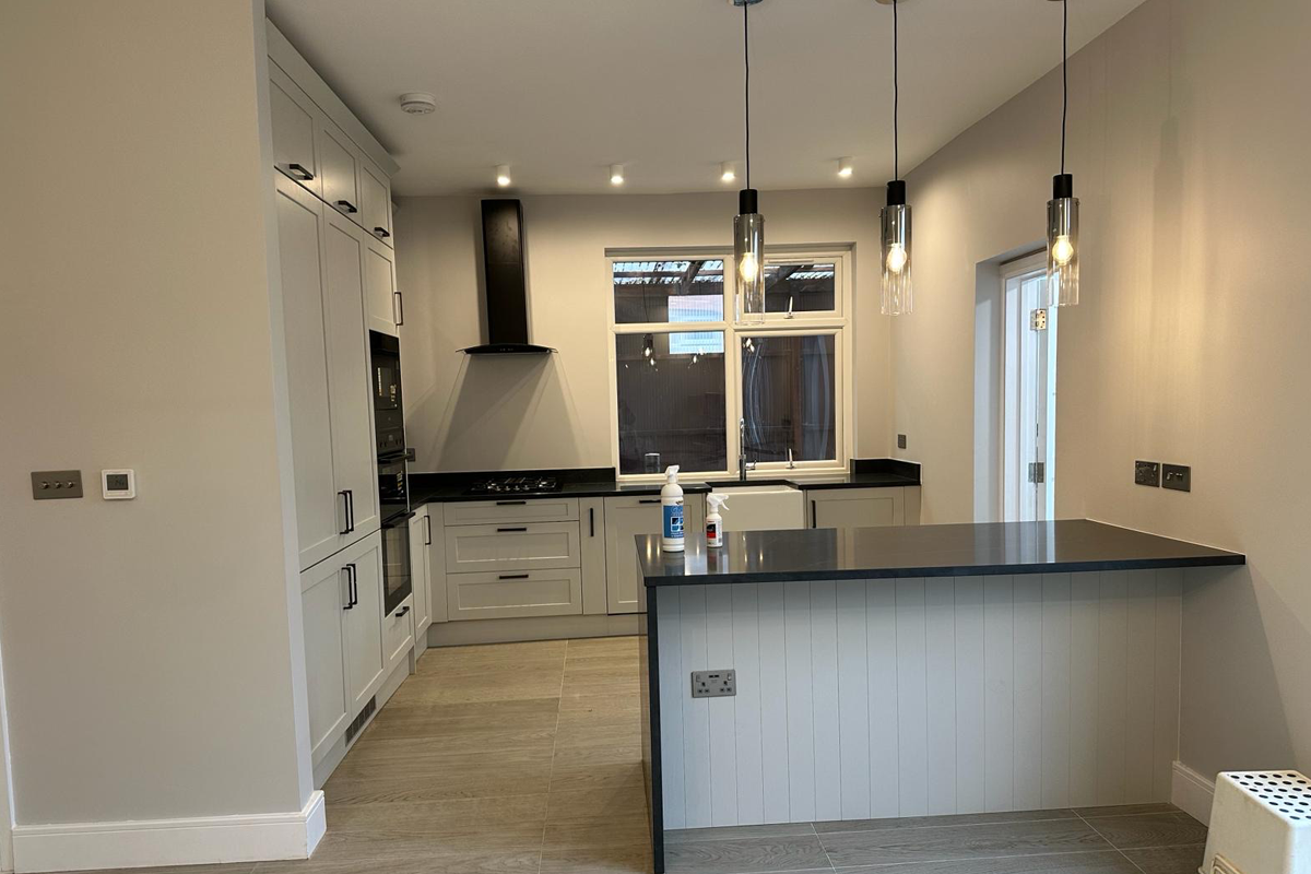 Benefits of Hiring a Local London Renovation Company